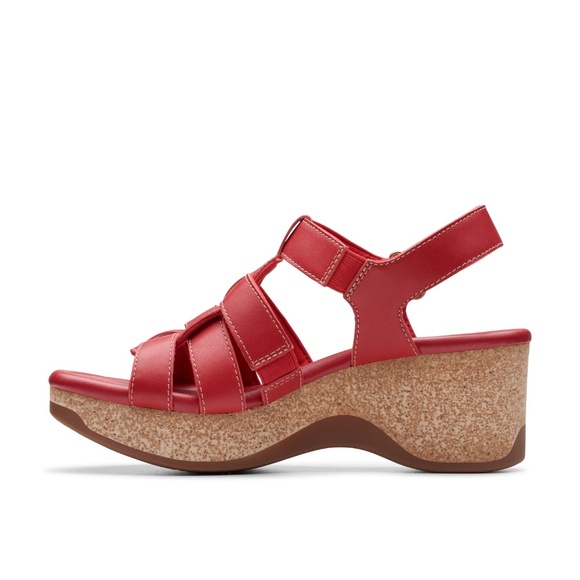 Womens Clarks Chelseah Peak Sandals. Red Leather. 26179787 - Picture 2 of 7